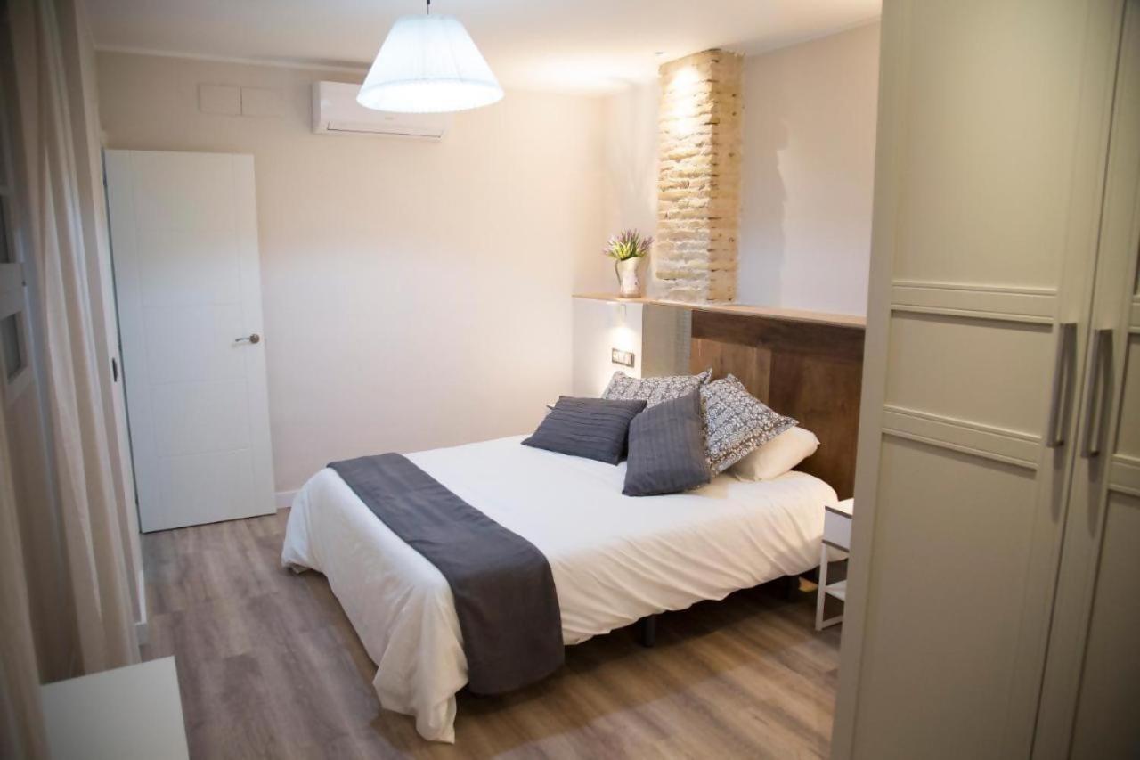 Apartamenticos Studio 39 Zaragoza Kültér fotó